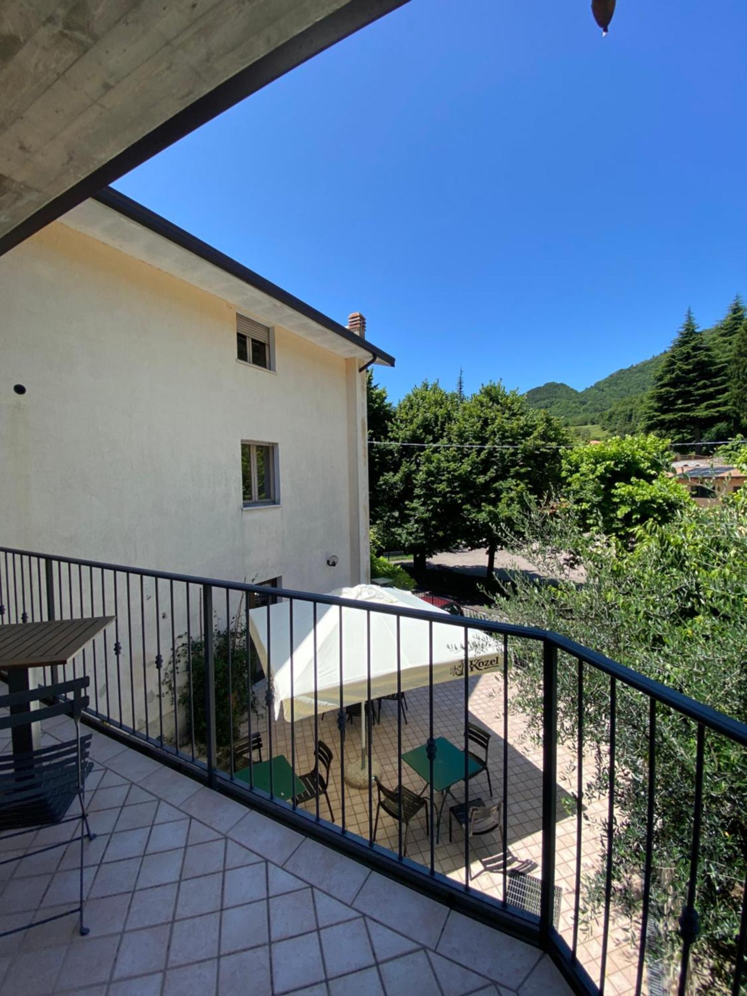 Albergo Ai Tigli Tignale Exterior foto