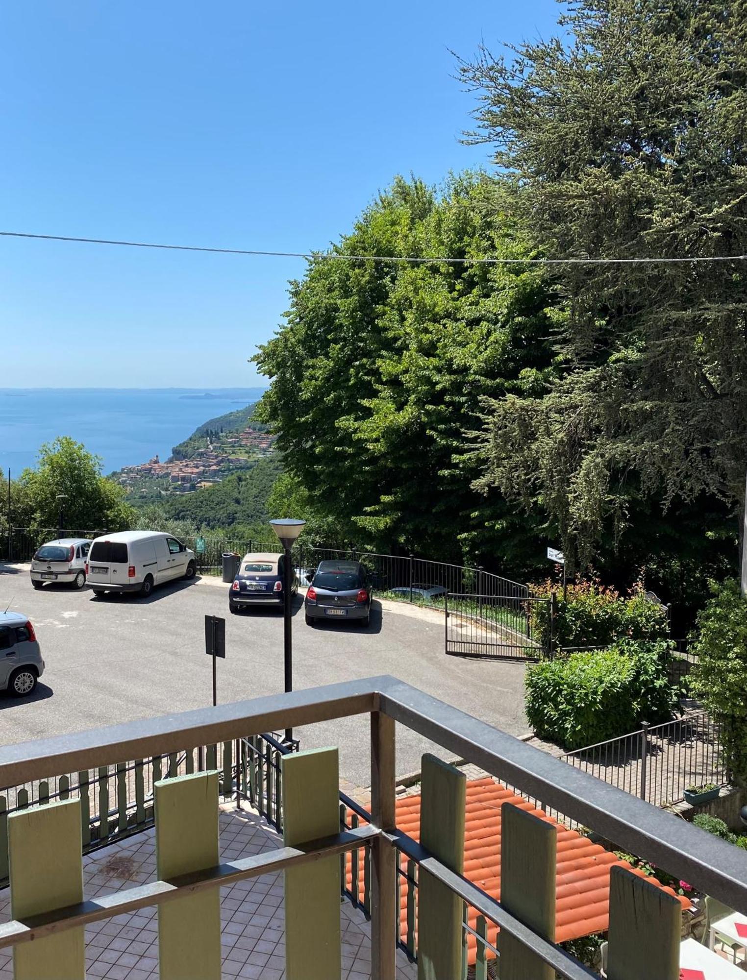 Albergo Ai Tigli Tignale Exterior foto