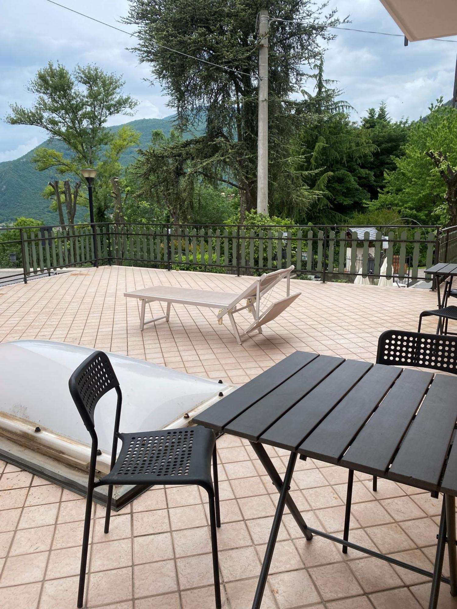 Albergo Ai Tigli Tignale Exterior foto