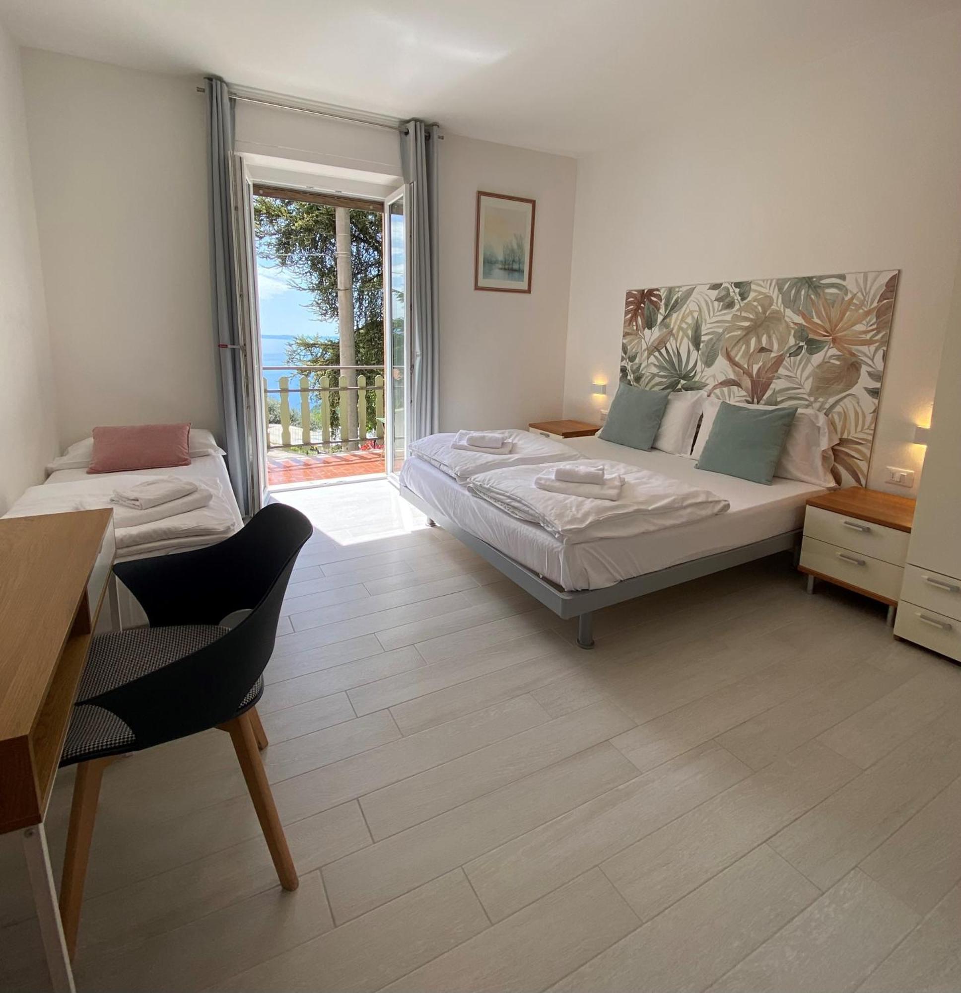 Albergo Ai Tigli Tignale Exterior foto